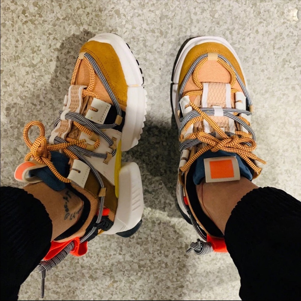 Tennis shoes SOLD